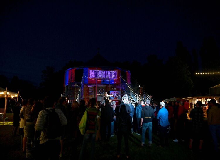 Le Mur de la Mort. Zdroj: Aréna festival.